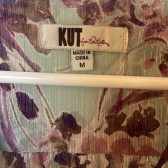 Kut From The Kloth Women’s Button Up Blouse Size M - Picture 2 of 4